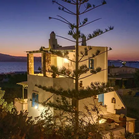 בית הארחה Matina's Family מיקרי ויגלה