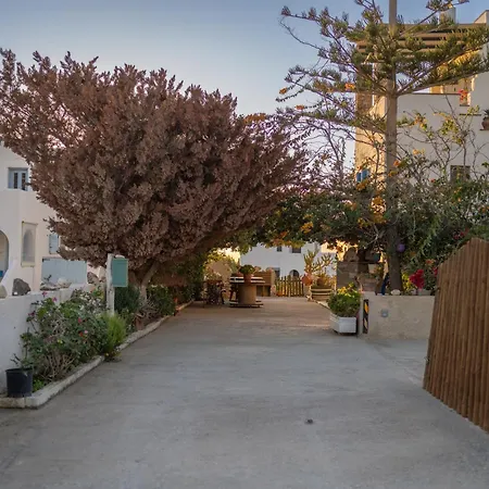 בית הארחה Matina's Family