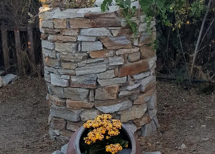 בית הארחה Matina's Family